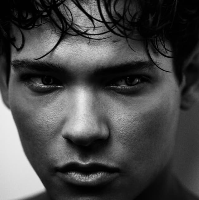 OMAR RUDBERG RELEASES NEW SINGLE ‘DYING’