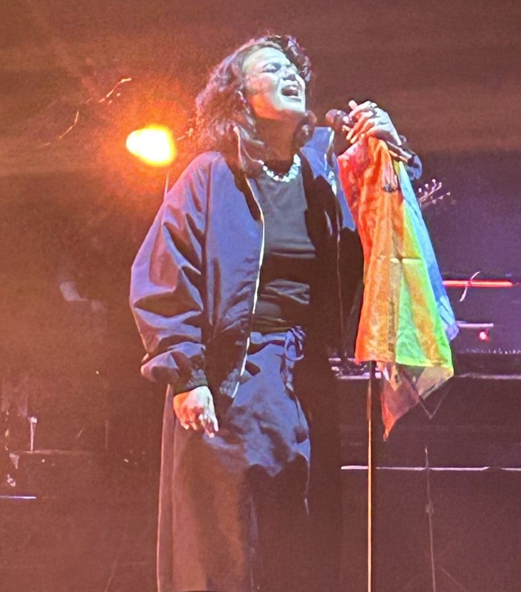 Lola Young - Apollo Manchester - 10 June 2026