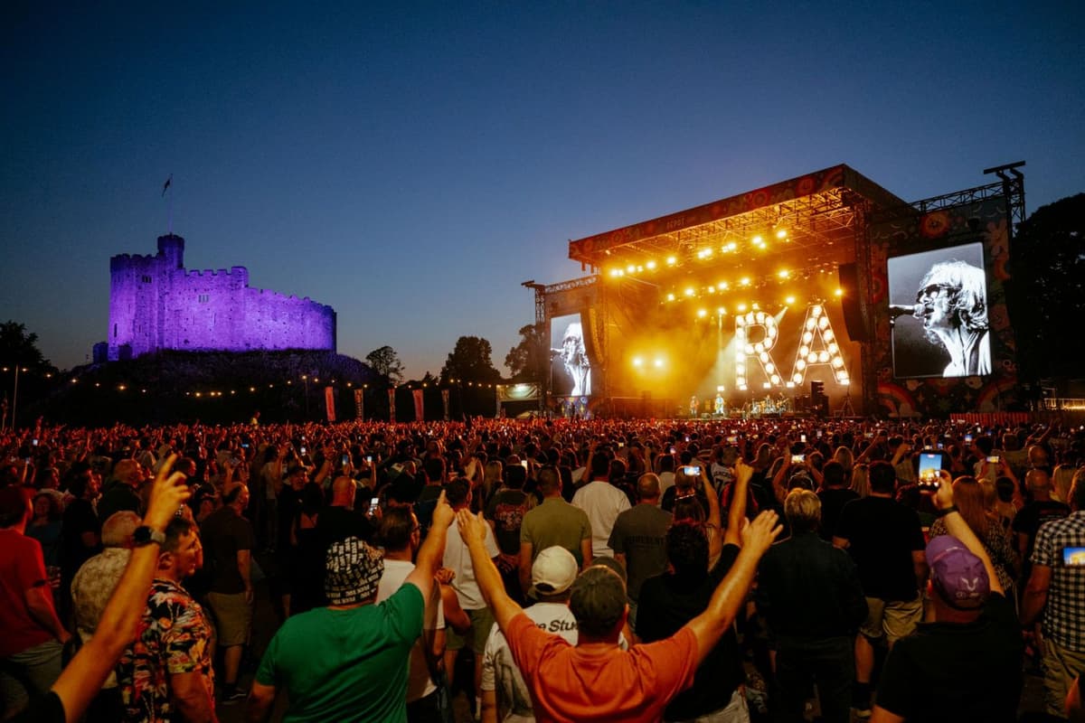 Richard Ashcroft - Live